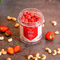 Kešu v ruby čokoládě a jahodovém prášku - FitMar.cz