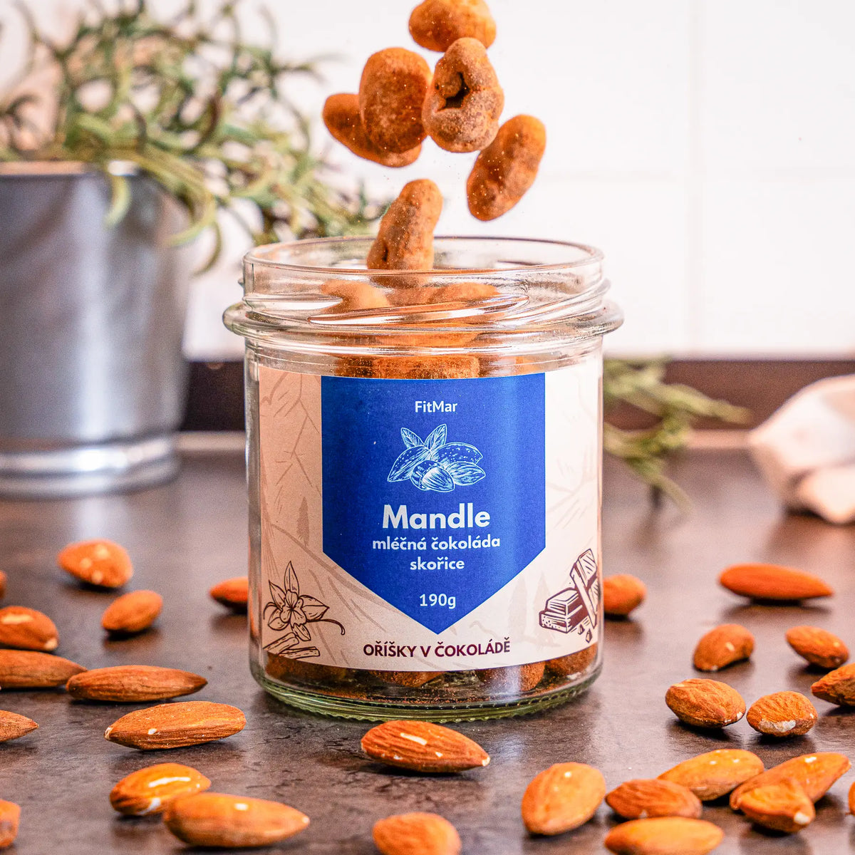 Mandle v mléčné čokoládě a skořice - FitMar.cz
